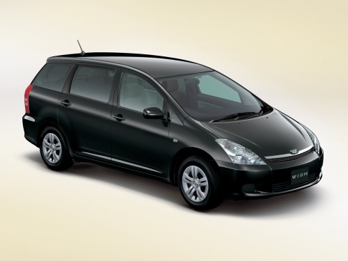 Чехлы автомобильные на Toyota Wish трансформер 2003-2009 гг.