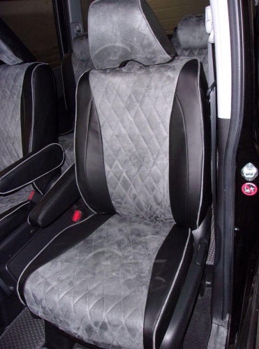 Чехлы для Honda Stepwgn 2009-2015, на передних сидениях подголовники аркой, комплект на 2 ряда фото 2
