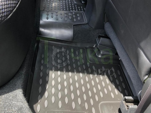 Модельные коврики в салон для Subaru Forester 2012-2018  фото 2