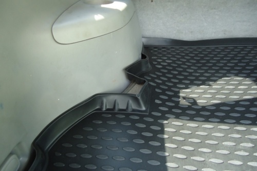 Модельный коврик в багажник для Toyota Highlander 2000-2007 фото 3
