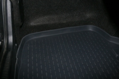 Модельный коврик в багажник для Toyota Crown 1999-2003 фото 3