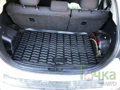 Модельный коврик в багажник для Toyota Vitz 2010-2020 4WD фото 4