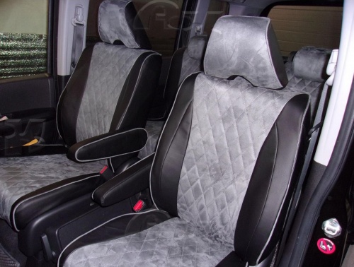 Чехлы для Honda Stepwgn 2009-2015, на передних сидениях подголовники аркой, комплект на 3 ряда сидений фото 3