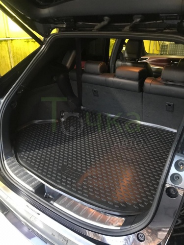 Модельный коврик в багажник для Toyota Harrier 2013-2020 фото 2